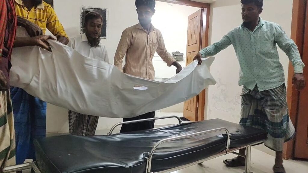 হাসপাতালে স্ত্রীর লাশ ফেলে পালিয়ে গেলো স্বামী।