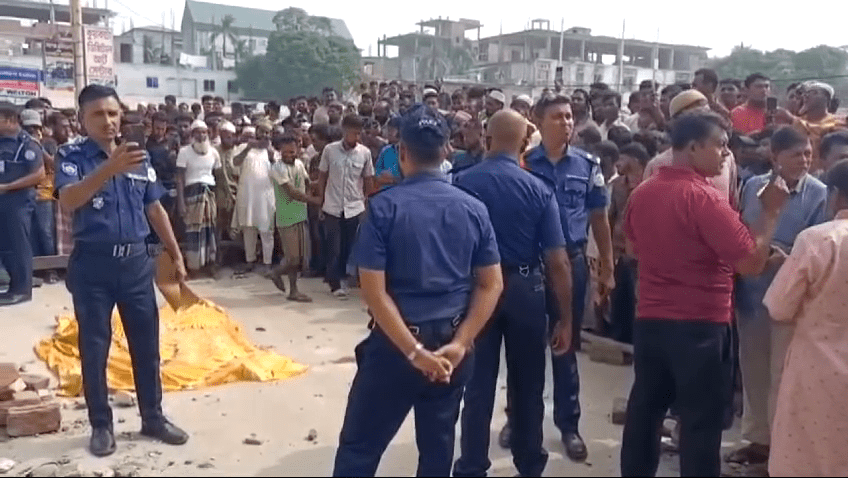পটুয়াখালীর কুয়াকাটায় নির্মানাধীন দোকানের ওয়ালের ভিম ভেঙ্গে দুই নির্মান শ্রমিকের মৃত্যু।